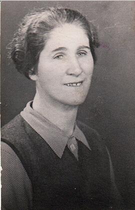 Böck, Julie