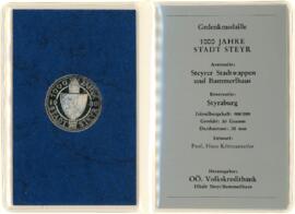 Gedenkmedaille mit Stadtwappen und Bummerlhaus (Avers) sowie Styraburg (Revers)